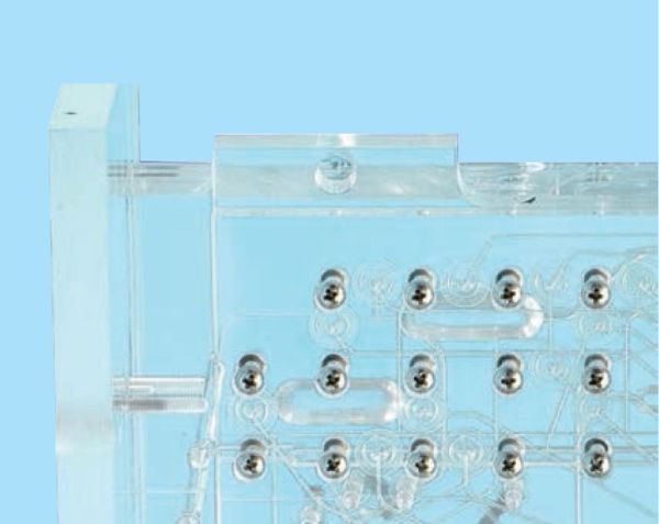 Multilayer Manifold Multilayer Manifold